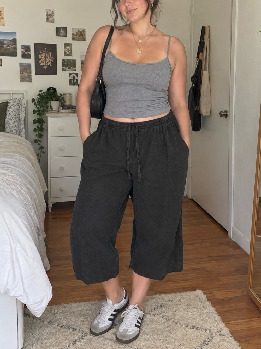 Vintage Y2K White Stag Black Wide Leg Crop Drawstring Elastic Waist Pull On Pant